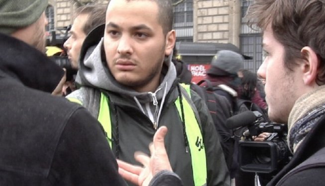 Ceux Qui Ne Sont Rien Taha Bouhafs « Taha, notre journaliste brutalisé et arrêté lors d'un reportage » (Là